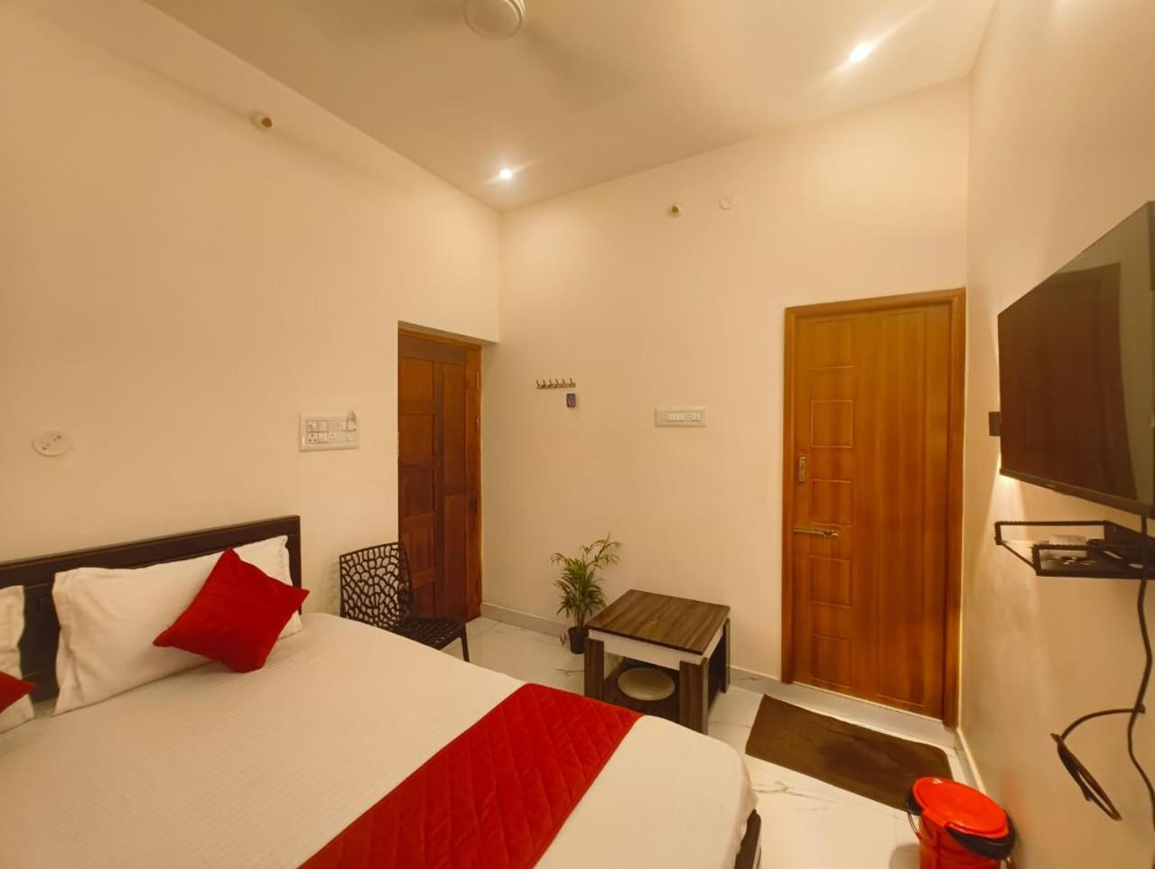 Appartement Rudra Elite à Rāmeswaram Extérieur photo